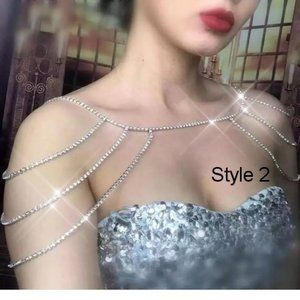 NWT Sparkling Bling Swarovski Crystal Shoulder Necklace